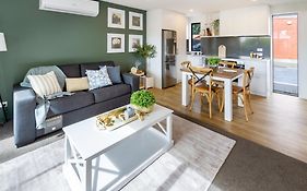 Lovely In Linwood: 2Br Beauty